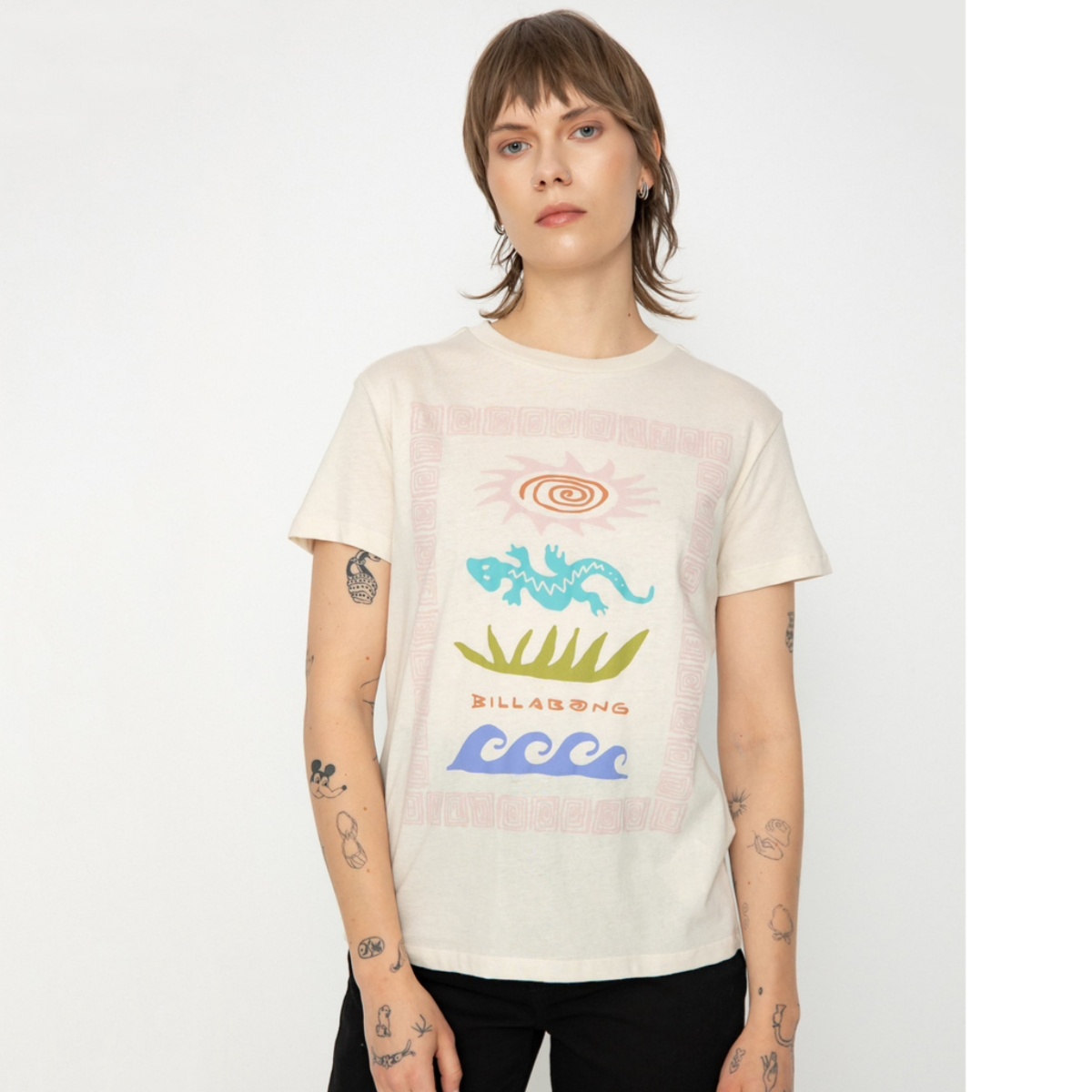 Camiseta clásica con logotipo  - Streetwear Brand With A Logo reseña y precio